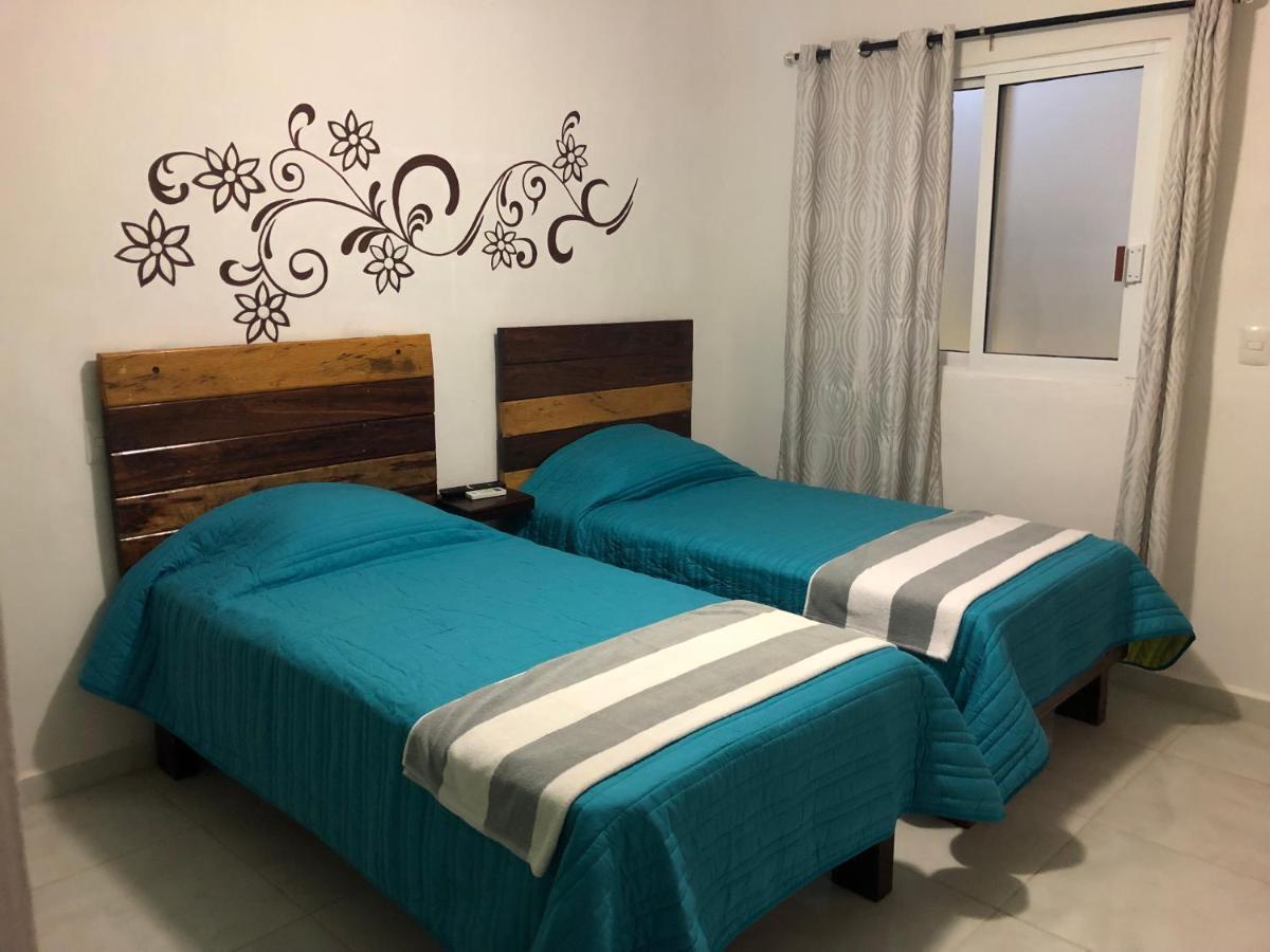 Habitacion privada a 5 minutos de la playa Cancún Exterior foto